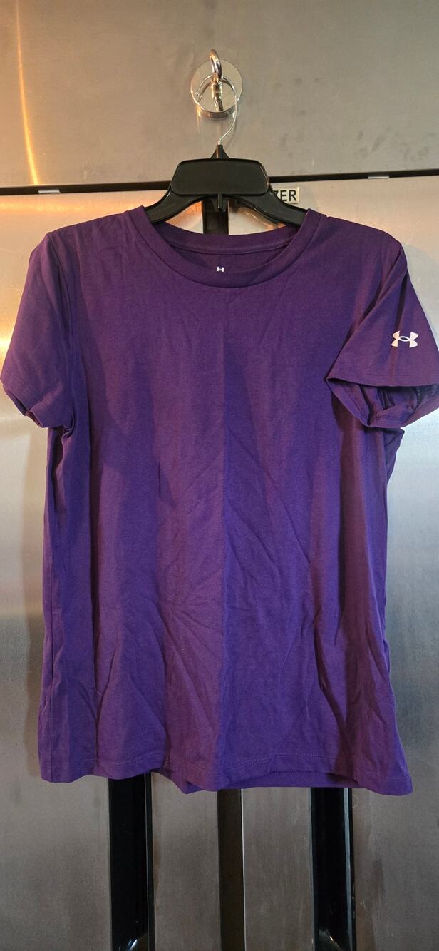 Under Armour Short Sleeve T-Shirt Purple Size M